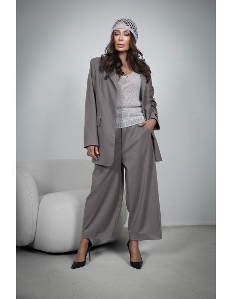 A classic jacket for stylish women