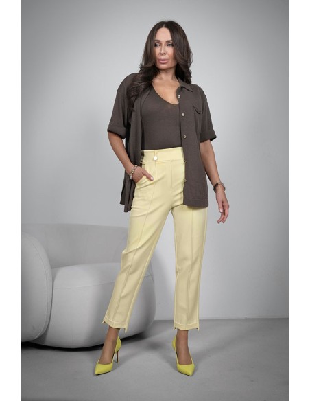 Women's Knitted Shirt with a Chest Pocket