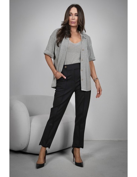 Women's Knitted Shirt with a Chest Pocket