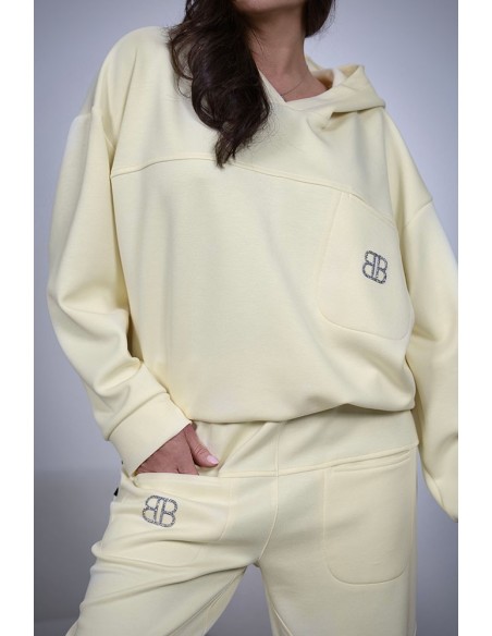 Wygodny dres damski z cyrkoniami - BB