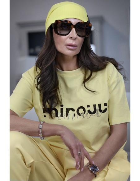 Comfortable women's T-shirt with shiny Minouu