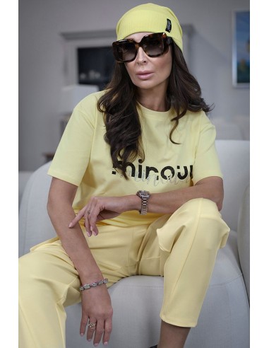 Comfortable women's T-shirt with shiny Minouu