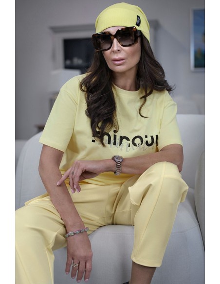 Comfortable women's T-shirt with shiny Minouu