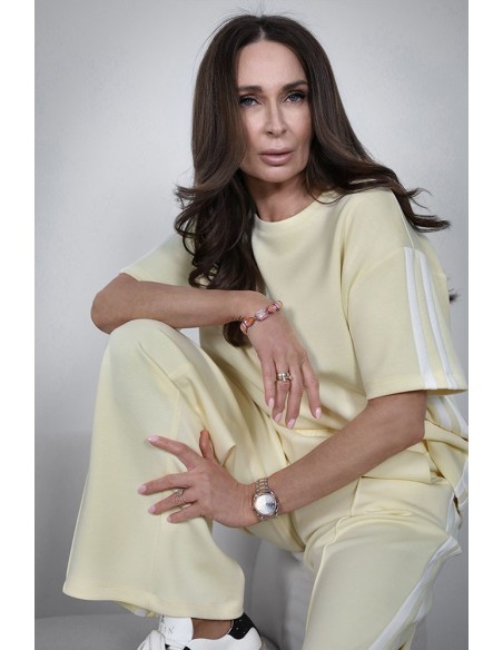 Loose-fitting T-shirt for everyday use - Stripes